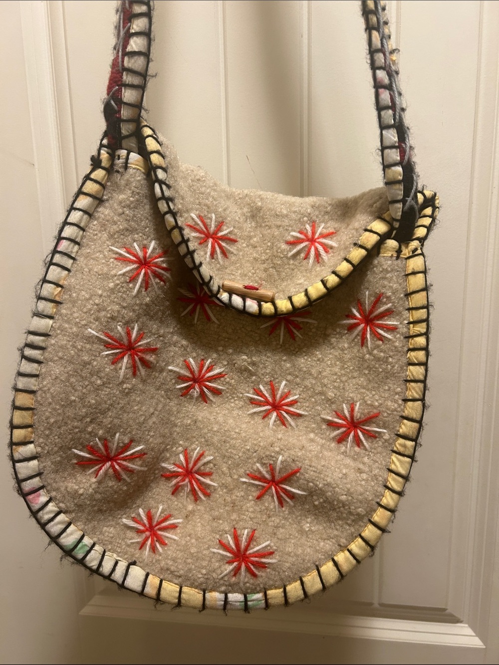 Wool Embroidered Star Crossbody Bag - Beige with Red Accents